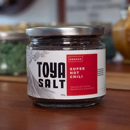 Geräuchertes Meersalz mit Super Hot Chili - Toya Salt Switzerland